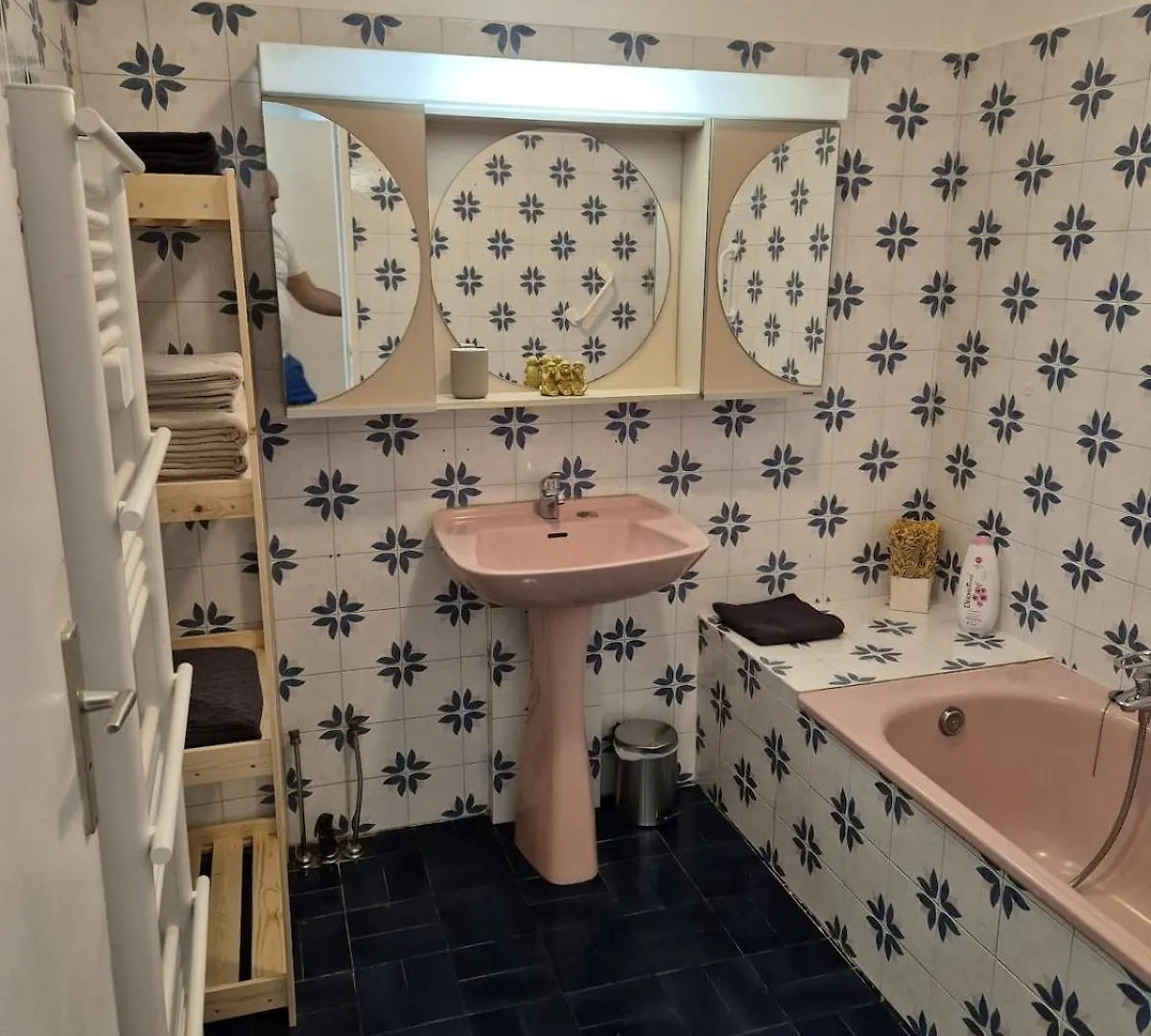 Apartment 6 Minutes From Monaco Train Station Beausoleil